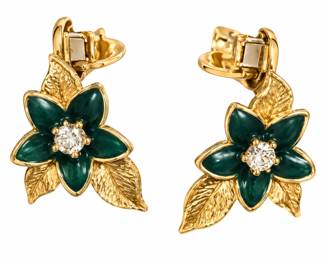 Brincos Florais Dourados com Esmeralda