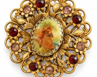 Broche Vintage Dourada com Camafeu e Gemas