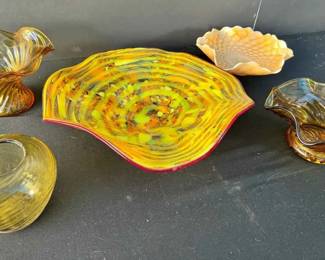 BE163Vintage Contemporary Amber Glass Vase
