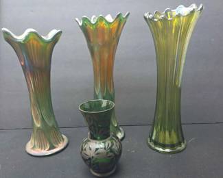 BE122Black Carnival Glass Or Amethyst Vases