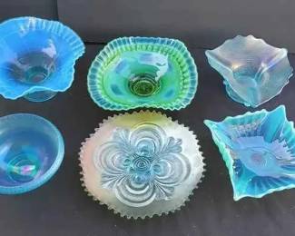 BE135Vintage Blue Opalescent Glass Mix