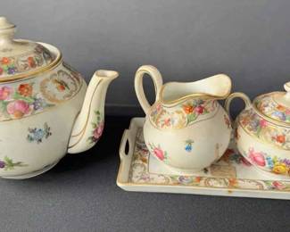 BE107V19th Century Schumann Bavaria Empress Dresden Flowers Porcelain Tea Service 4pcs