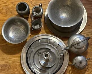 101 pewtertablewarepiecesintraditionals