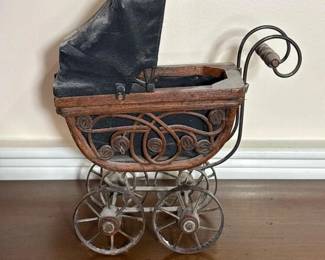 080 smallvictorianstyledollcarriage