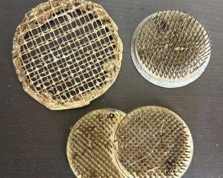 015 vintagefloralfrogarrangerswithmesh