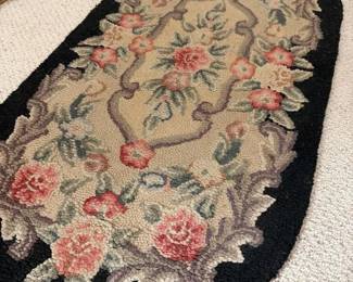 294 handmadefloralhookedrugovalblackbo