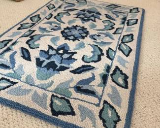 385 llbeanhandhookedwoolaccentrugblu