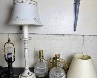 205 vintagetablelampswithglassandpaint