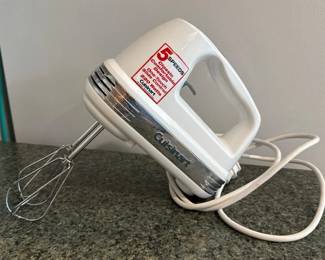 236 cuisinarthandmixer5speedwhite