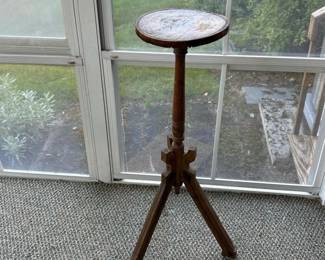 033 woodenpedestalplantstand
