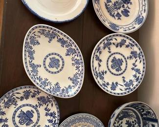 355 blueandwhitetransferwareplatesinmi