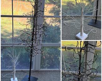 034 pairoflighteddecorativebirchtrees