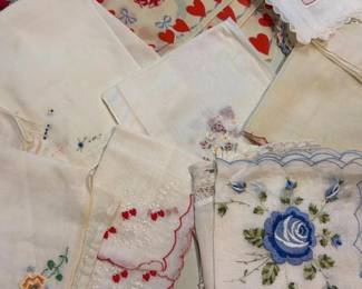 326 vintageembroideredandprintedhandkerc