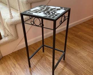 168 mosaictiletopplantstand