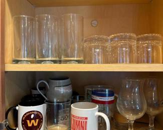 240 mixeddrinkingglassesandmugsassortme