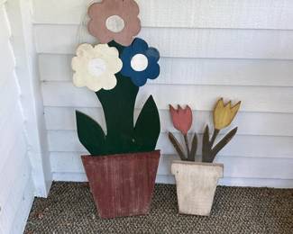 040 woodenpaintedflowerpotplaquesfolka