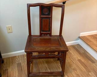 056 chinesestylewoodsidechairwithdecor
