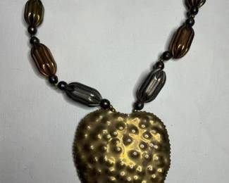 025 largehammeredbrassheartnecklace