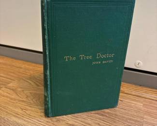 069 thetreedoctorbyjohndaveyhardcover