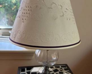 169 decorativetablelampwithdetailedfros