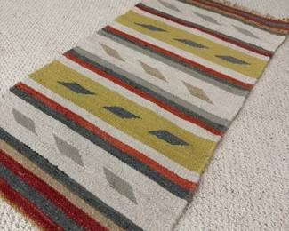 292 southwesternstylehandwovenwoolrug