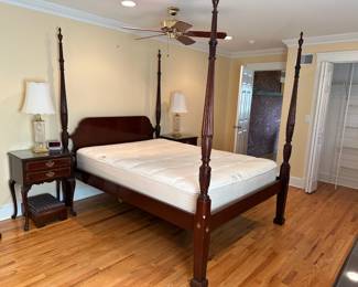 The American Masterpiece Collection By Hickory - 4 Poster Bed ( Mattress Not Included), Night Stands, Dresser w/ Mirror & Lingerie Chest