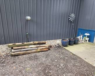 Outdoor decor