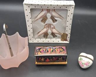 Vintage 1991 The Nutcracker Russian Ballet Porcelain Music Box and Trinkets