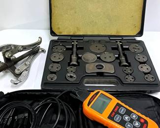 Mechanic Tools 3Arm 6inch Gear Puller, Brake Pad Caliper Service Tool Kit CenTech Code Reader