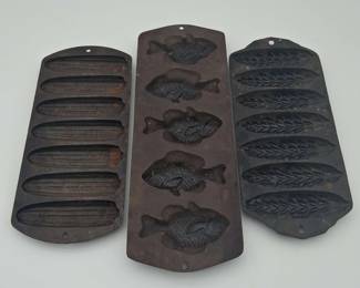 Vintage Cast Iron Baking Trays B