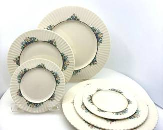 Lenox Rutledge Fine China Floral Gold Trim Plates 6 Pc