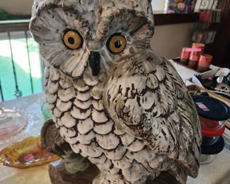 Large vtg owl