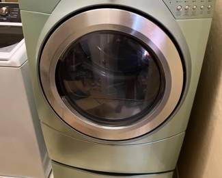 Whirlpool Duet Steam Electric Dryer