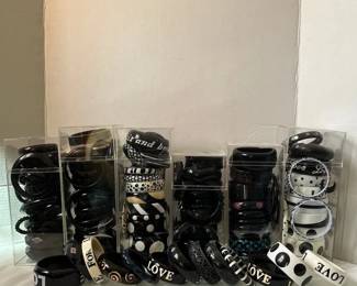 Black  White Bangles