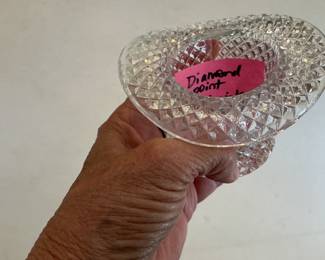 Diamond point toothpick holder