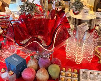 Arthur Court Lucite Salad Serving Bowls and individual salad bowls. One in red and one clear