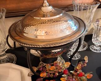 Hammered Chaffer Serving Piece