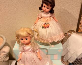 Madame Alexexander with original Boxes in excellent condition