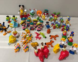 Mixed lot rubber plastic toys from 80s 90s Garfield, muppet babies, MM, Peanuts, Dark wing Duc