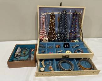 Vintage Jewelry Box