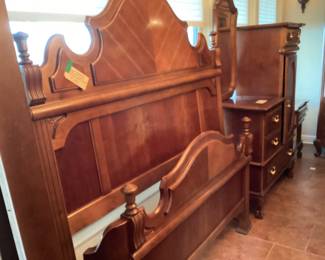 Queen size headboard, footboard, side rails, center mattress frame $$100
