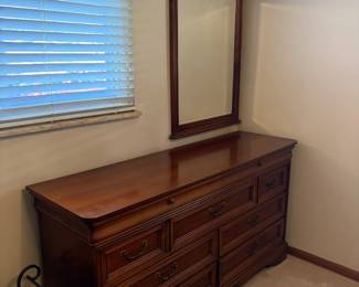 Queen bedroom suite - dresser and mirror