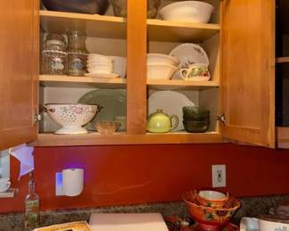 Misc. glassware - Pyrex, pie plates, soup bowls