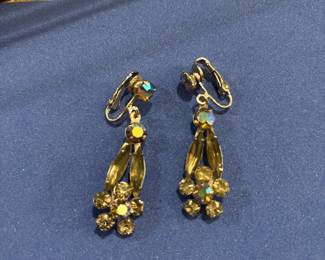 Vintage jewelry 