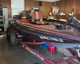 1995 Ranger Sport R70, Ranger trailer with spare tire mount, 115 Johnson motor with trim( front and back switches), Minn Kota whisper 30lb trolling motor, Lean seat, 1995 Lawrence depth finder,  boat buckle tie downs,  motor toter bar,  Ranger heavy duty boat cover,  light duty boat cover 