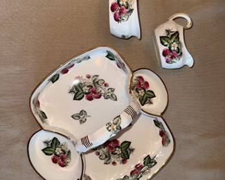 Vintage strawberry set 