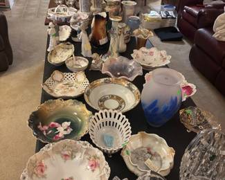 Antique bowls, glassware, etc…