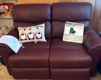 Leather loveseat with recliner