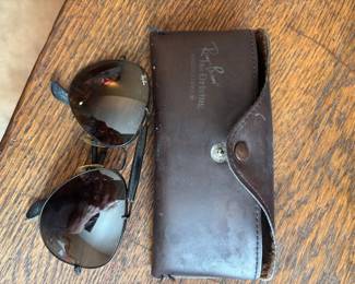 Vintage Ray-Ban sunglasses and case