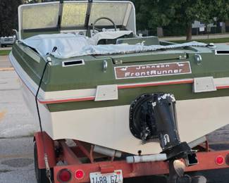 1970 Johnson Frontrunner. Extremely low hours.y